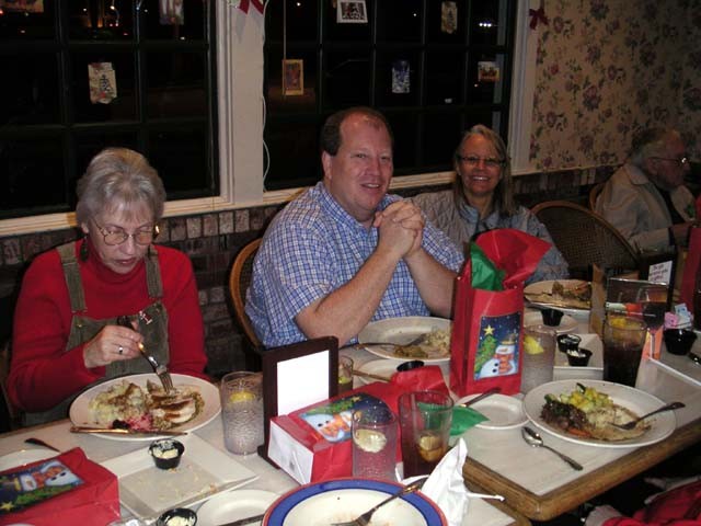 Photo of Patsy, Jey, Lynn